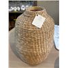 Image 2 : 3 pc - x2 wicker vase style baskets & wicker weighted door stop