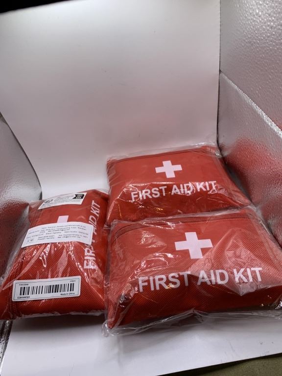 First Flash Kit 3 NEW 149PC EMERGENCY FIRST AID KITS