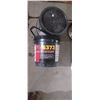 Image 1 : 2 X 4 GAL PAILS OF UNIVERSAL 6373 HIGH TAC ADHESIVE