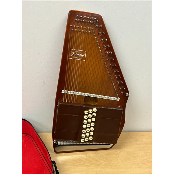Oscar Schmidt Appalachian Autoharp With Carry Case