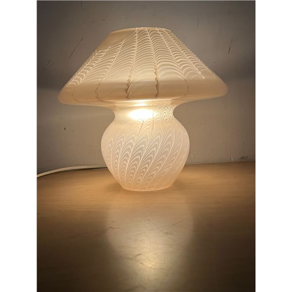Vintage Swirled Light Pink Glass Mushroom Table Lamp (Murano Glass?) Approx: 9.5"T 10.5"W