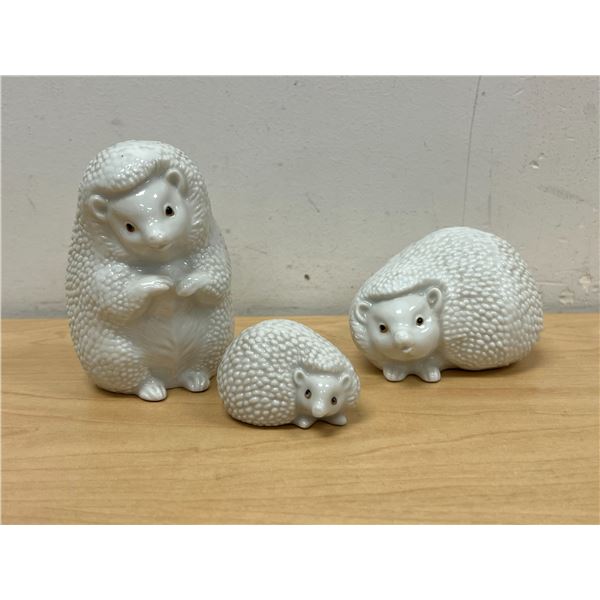 Cute Ceramic Hedgehog Family - see all photos for marking and details - tallest 4.5"