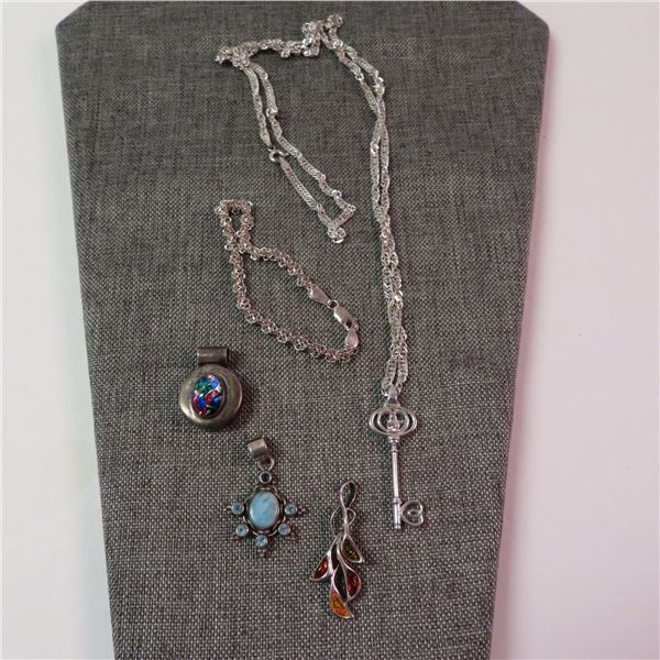925 Jewelery lot - see description and photos