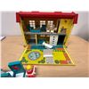 Image 7 : Vintage Fisher Price Play Family Children's Hospital 931 & accessories as pictured