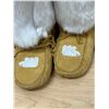 Image 2 : Beaded Leather with Fur Mukluks - Foot Approx: 10x4" & 14"T