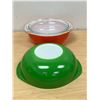 Image 4 : 2 Pyrex 2 Qt. Round Casseroles with One Lid & Hazel Atlas Circus Mug