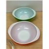 Image 6 : 2 Pyrex 2 Qt. Round Casseroles with One Lid & Hazel Atlas Circus Mug