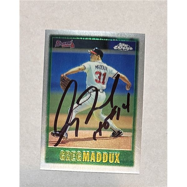 Greg Maddux Autographed Card