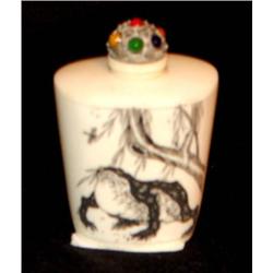 Bone Frog Snuff Bottle