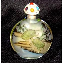 Turtle Glass Snuff Bottle