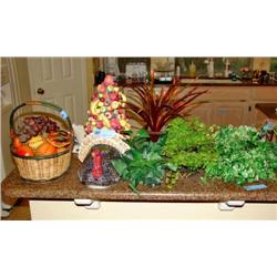 Assorted Decorative Items