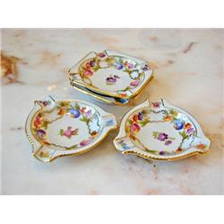 Four Schumann 1886 Ashtrays Empress Dresden Flowers
