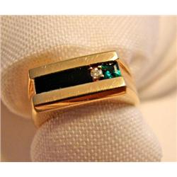 Man's 10kt Gold Ring w/Black Onyx Stone -Round Diamond -Man Made Emerald est. value $225