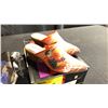 Image 2 : SIZE 6.5 PUMPKIN POPPIES CANVAS SNEAKERS, CHEMIN DE FER COWBOY MULES, BLUE ABSTRACT BABY HOBO BAG