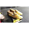 Image 2 : SIZE 6 TREE LANE AND JAPANESE SCREEN SMOKING SLIPPERS, EVERYDAY SORCERY DRIVING MOCCASINS