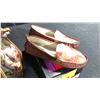 Image 2 : SIZE 7 EVERYDAY SORCERY DRIVING MOCCASINS, RUSSIAN RED DRIVING MOCCASINS, MONTHY BOUQUET SMALL BU...