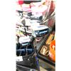Image 3 : GREY/BLACK LYNX GOLF BAG AND CLUBS