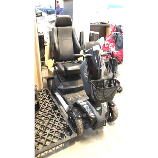 BLACK VITA S FREE MOBILITY SCOOTER - NO KEY, NO CHARGER