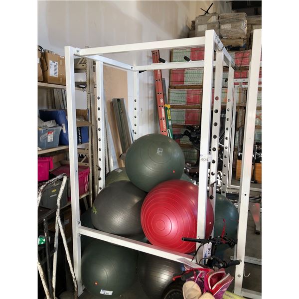 POWER RACK SQUAT STATION