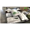 Image 1 : 4 PILLOWS INCL ANKO MEMORY FOAM, KODE AND IAM