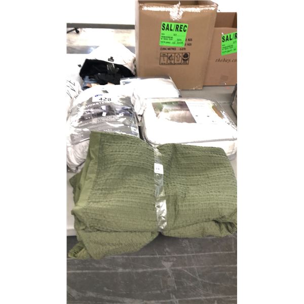 4 MIXED BLANKETS INCL KING TAILLE, DISTINCTLY HOME, KING GLUCKSTEIN HOME SHEET AND COVER SET