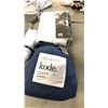 Image 2 : 3 ASSORTED QUEEN SIZE DUVET COVER AND SHEET SETS