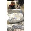 Image 2 : 2 QUEEN SIZE DUVET COVERS