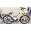 Image 2 : WHITE GEN3 7 SPEED ELECTRIC MOUNTAIN BIKE WITH FRONT SUSPENSION