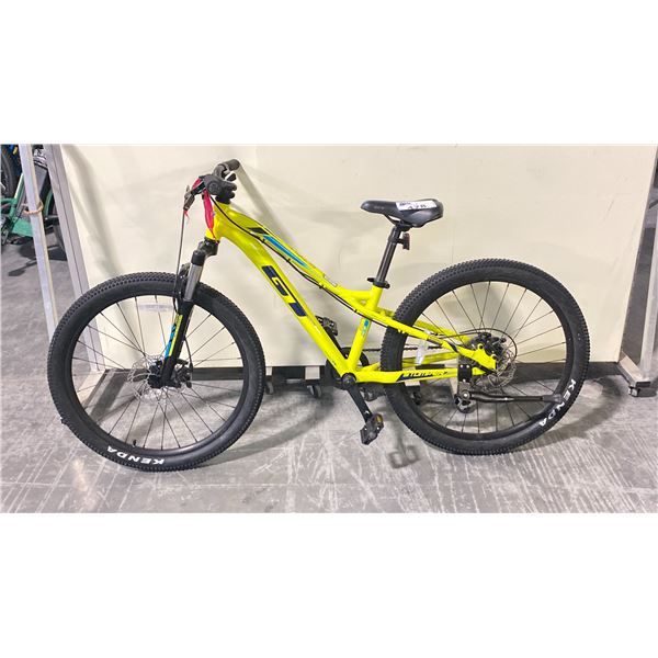 BRIGHT GREEN 8 SPEED STOMPER GT MOUNTAIN BIKE WITH FRONT SUSPENSION