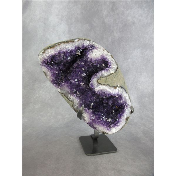 Large Geode- 11" X 8"