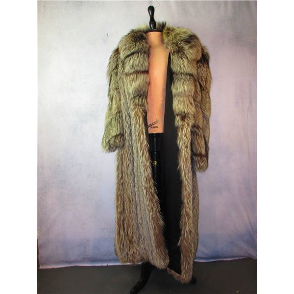 Ranch Silver Fox Coat Marked DM- 50"L- Great Condition