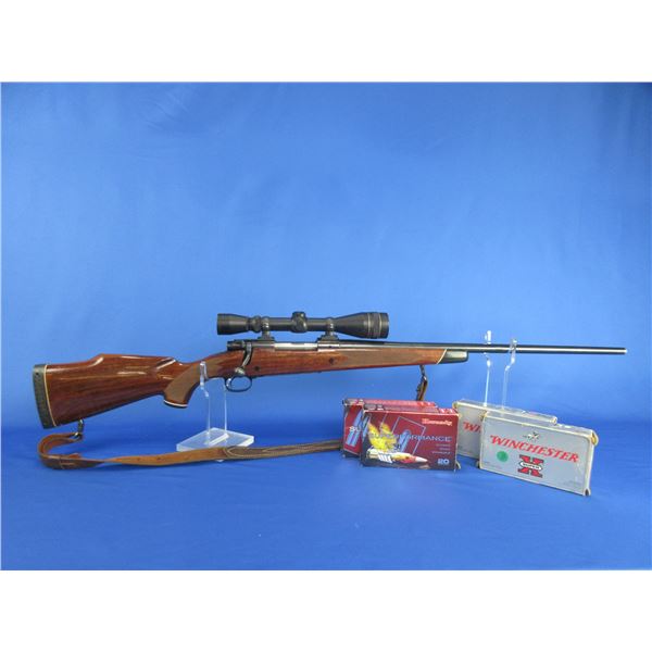 Winchester Model 70 Bolt Action Rifle- .300 Mag- 24" Barrel- Checkered- Sling- 4X12 Leupold Scope- V