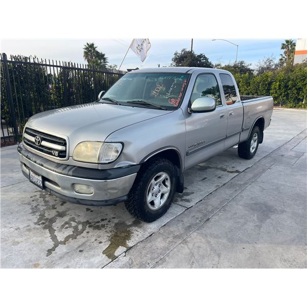 TOYT TUNDRA 2002 T-DONATION