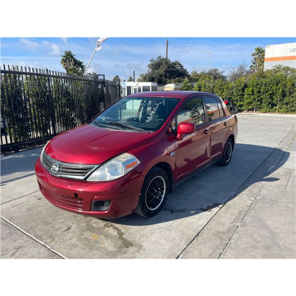 NISS VERSA 2011 T-2 DAYS