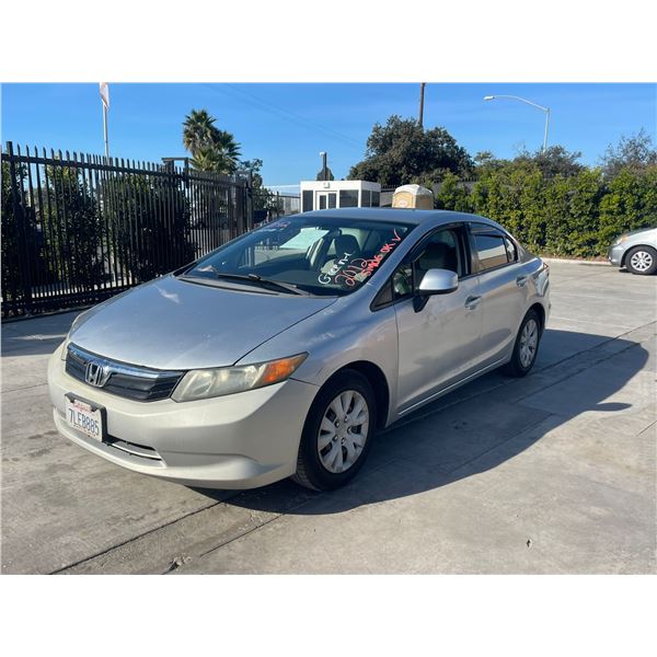 HOND CIVIC 2012 SALV/T-SMOG- 2 DAYS