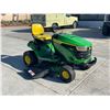 Image 2 : JOHN DEERE S140 LWN TRACTR 2022 APP  DUP/T-DON