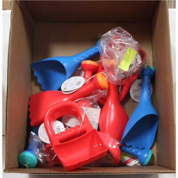 9 NEW PLASTIC SHOVELS FOR CHILDREN