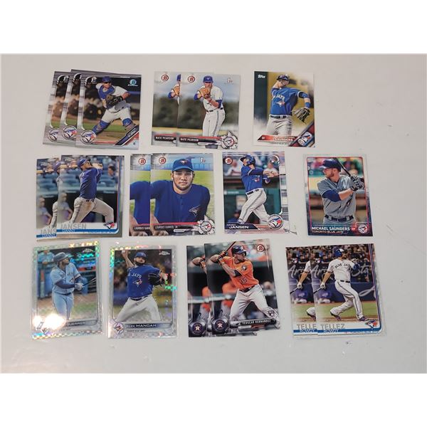 Lot of MLB Baseball Cards