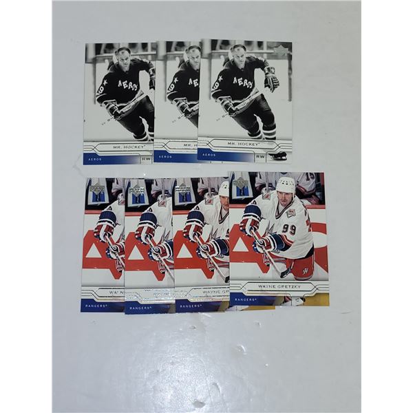 Lot of 3 Mr Hockey & 4 Wayne Gretzky Checklist Hockey cards