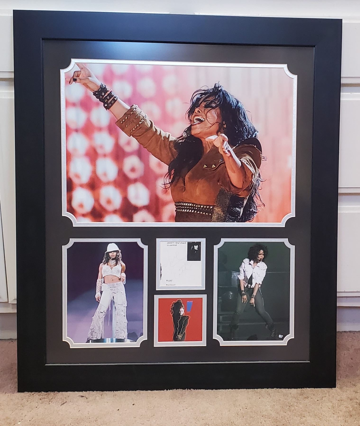Janet Jackson Autograph in 24x28 Display. Global Authentics COA.