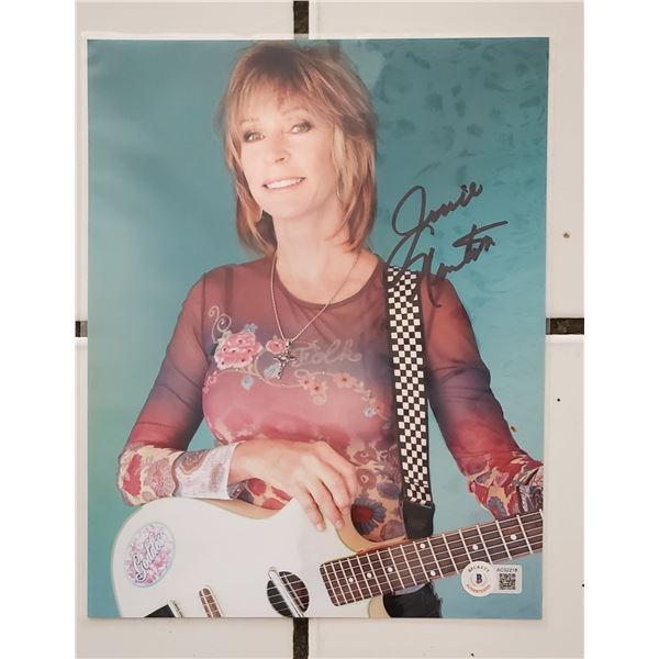 Juice Newton  Autographed 8” x 10” Photograph.  Beckett COA.