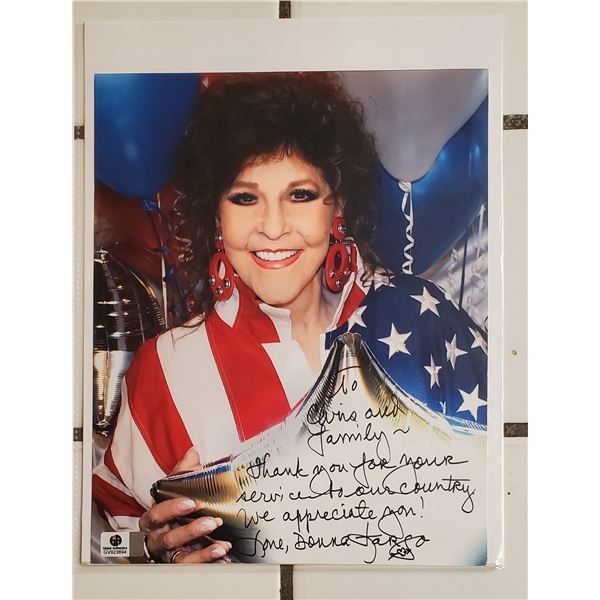 Donna Fargo Autographed 8” x 10” Photograph.  Global Authentics COA.