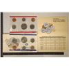 Image 2 : 1988 US MINT SET (UNC) P/D (WITH ENVELOPE) AND