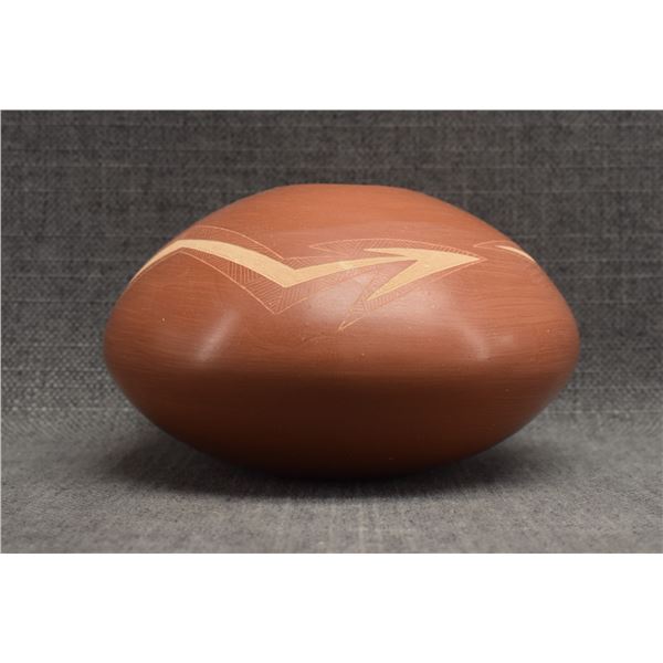 BLACKFEET POTTERY JAR (BLACK BEAR)