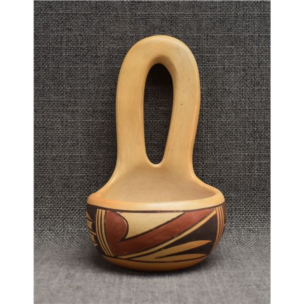 HOPI POTTERY LADLE (GARNET PAVATEA)
