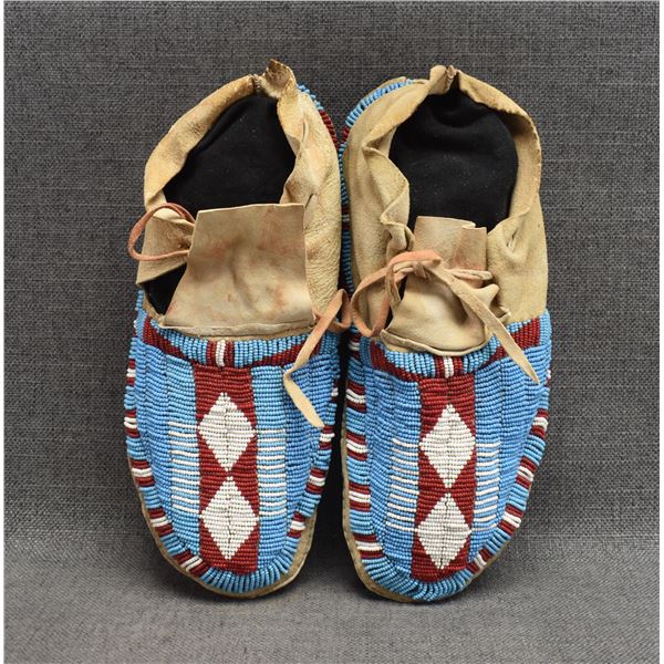 SIOUX MOCCASINS