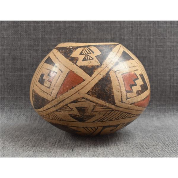 CASAS GRANDES POTTERY JAR