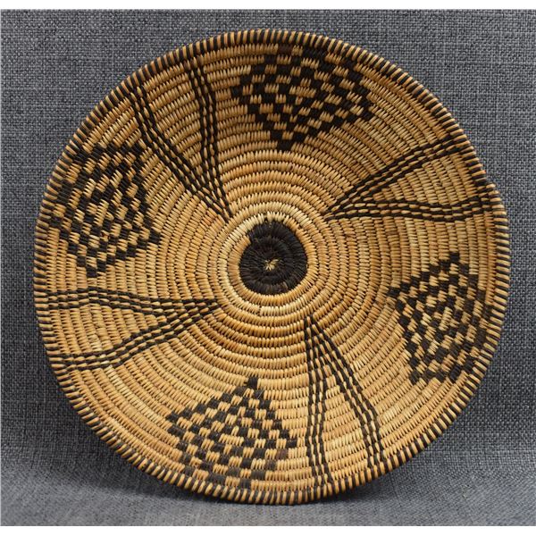 APACHE BASKETRY TRAY