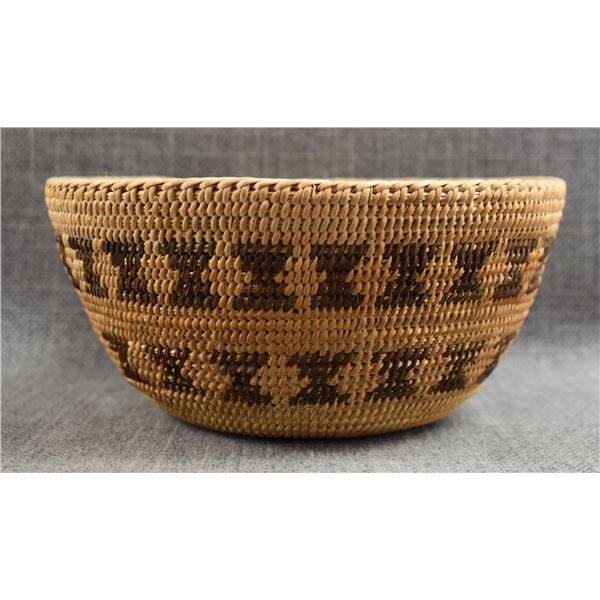 YOKUTS/TULARE BASKETRY BOWL