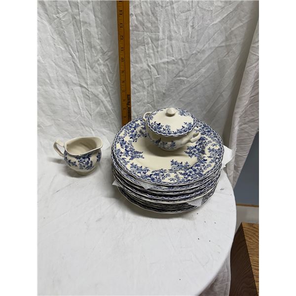 Johnson Brothers, Devon Cottage creamer is chipped
